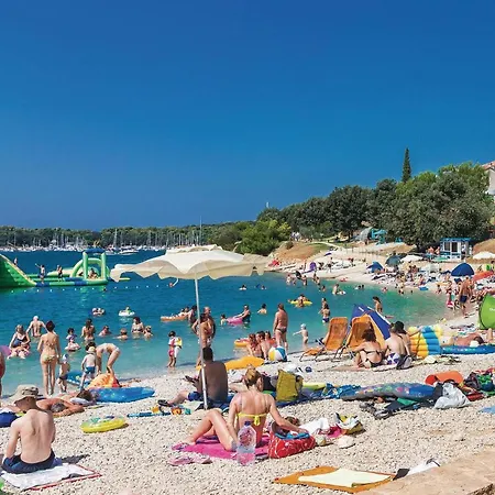 In With Kitchen Сasa de vacaciones